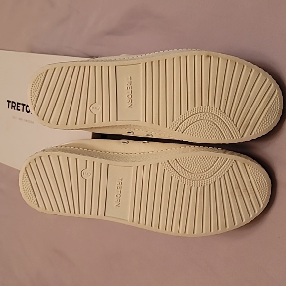 Tretorn Women's White Nylite Canvas Sneakers~ sold on Tuckernuck - Picture 7 of 9